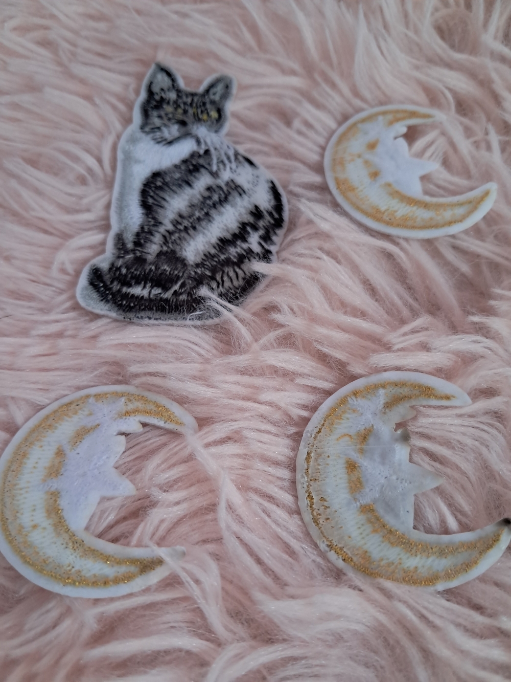 Black & White Cat with Gold Crescent Moon & Stars Embroidered Patches Set Of 4! - Picture 3 of 4